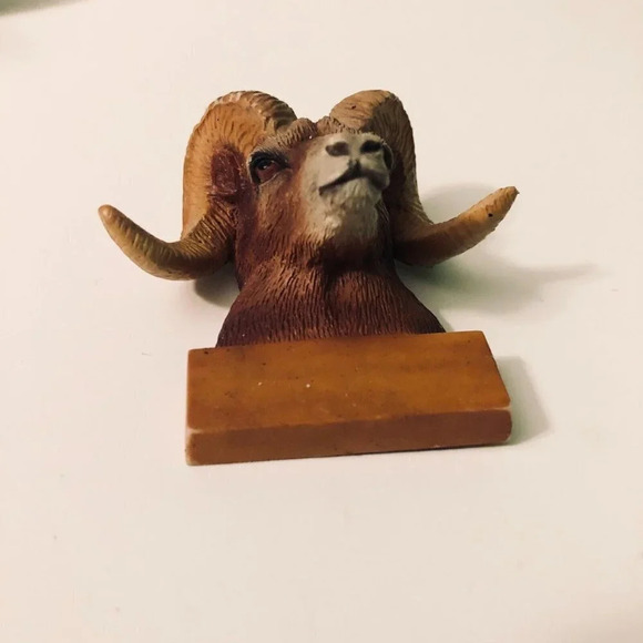 Vintage 1998 J R Animal Magnets Ram Eagle and  Armadillo - Picture 14 of 15